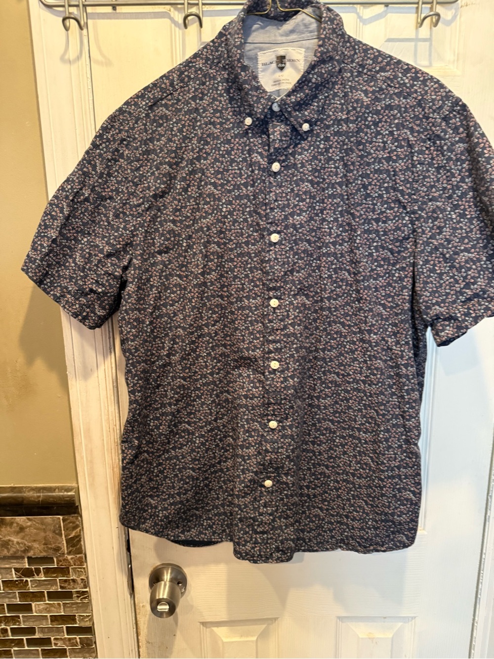 Men’s Short-Sleeve Floral Button-Up Shirt - Navy size Large